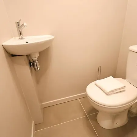 New Renovated Flat Invalides Effeil Tower 4 People פריז