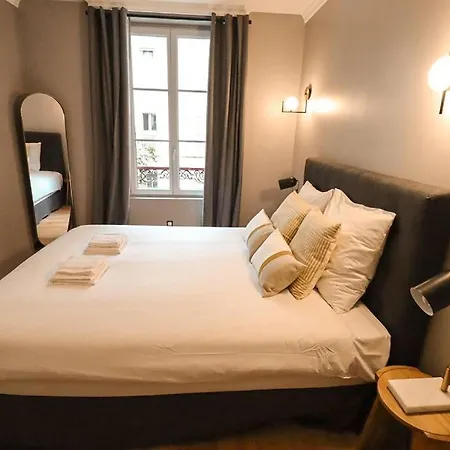 דירה New Renovated Flat Invalides Effeil Tower 4 People *